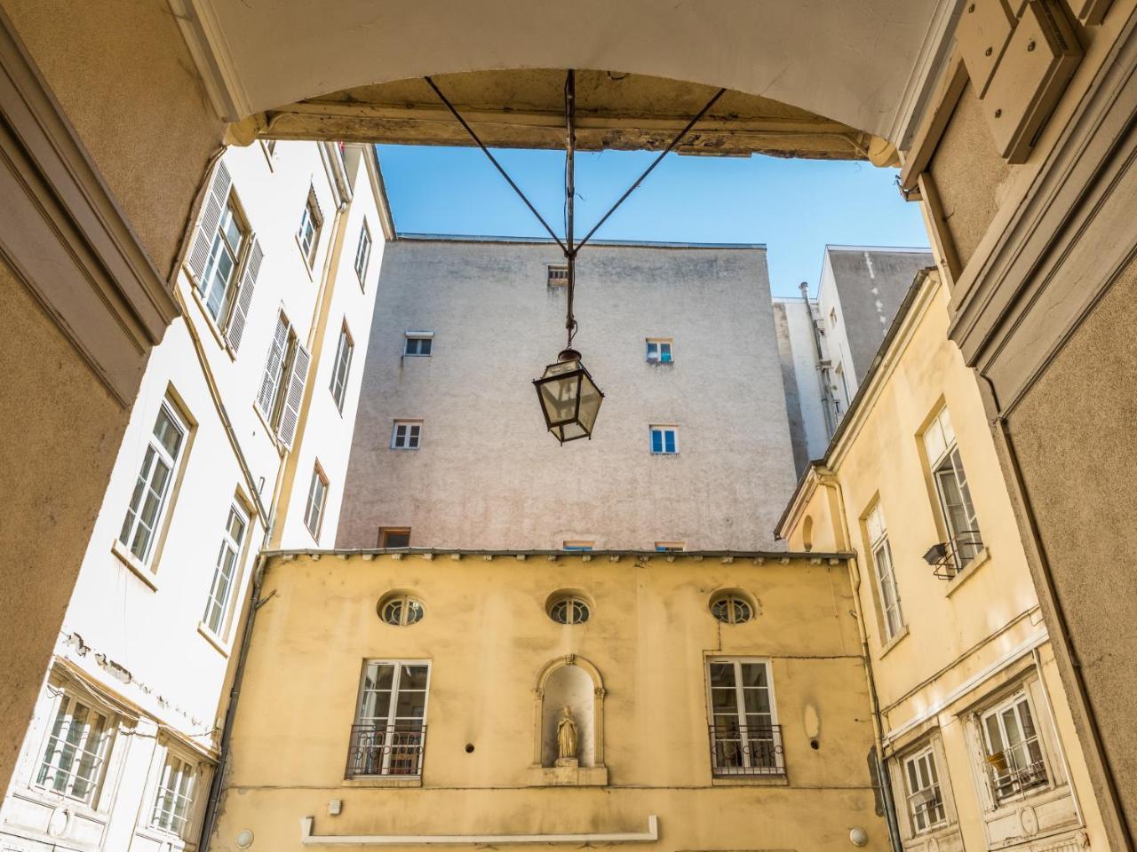 Mihotel Comte Lyon Exteriér fotografie